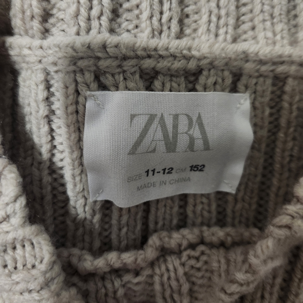 Zara Beige Knit Sweater